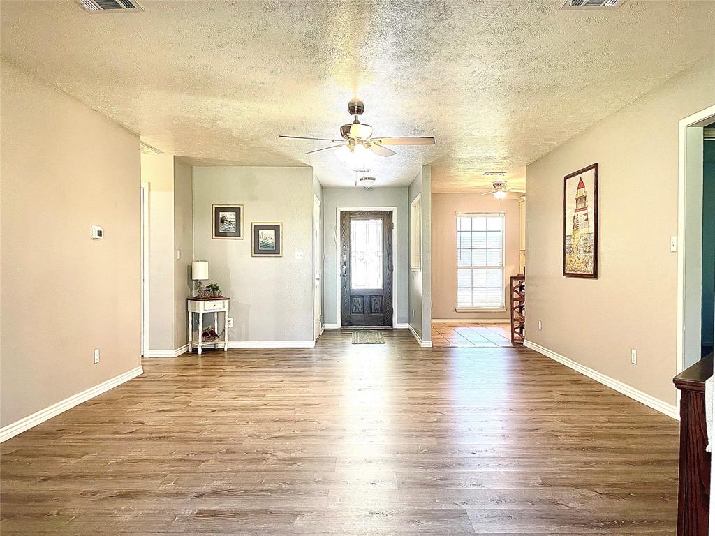 268 Lake Drive, Onalaska, Texas image 4