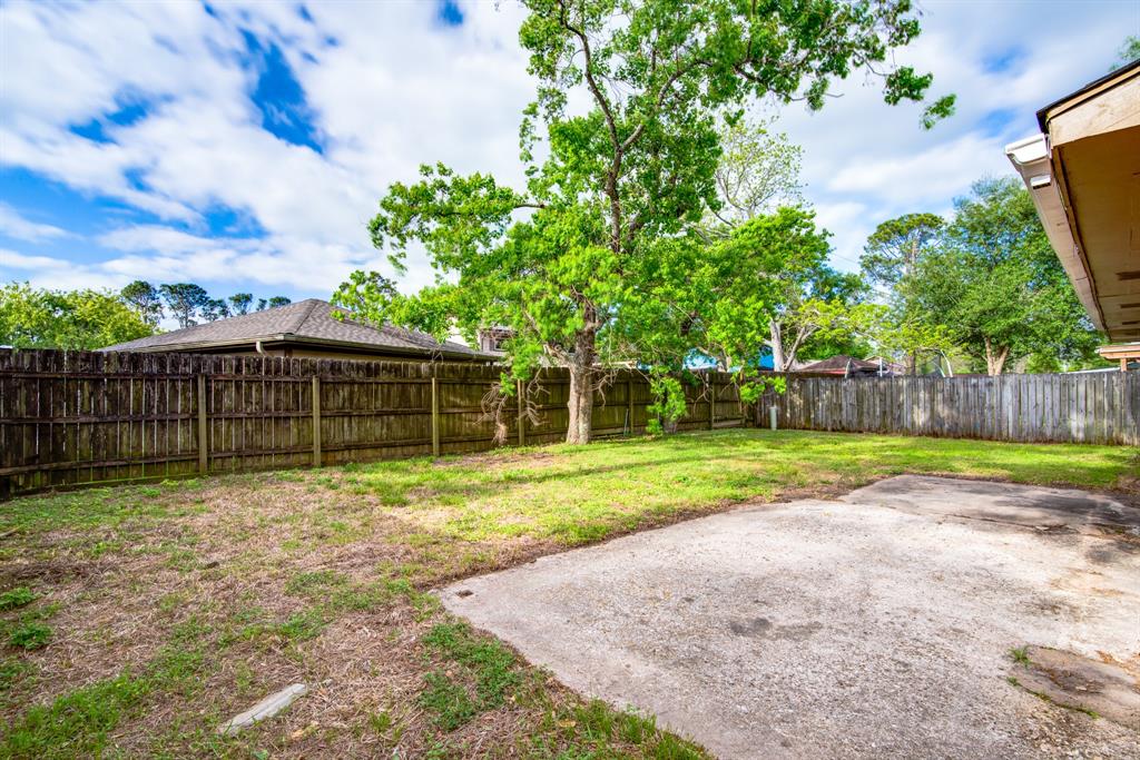 828 Noreda Street, Angleton, Texas image 28