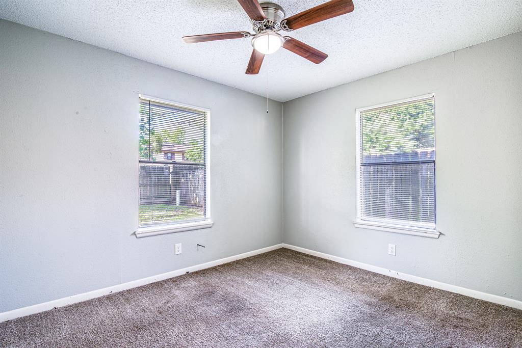 828 Noreda Street, Angleton, Texas image 21