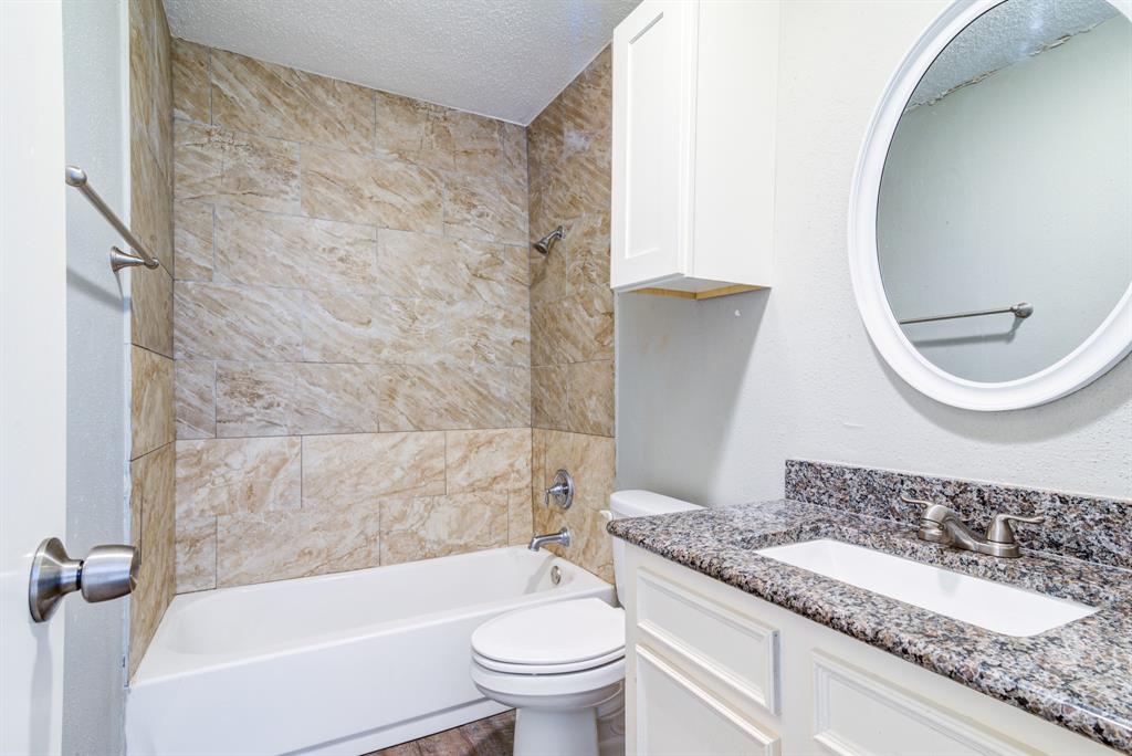 828 Noreda Street, Angleton, Texas image 23
