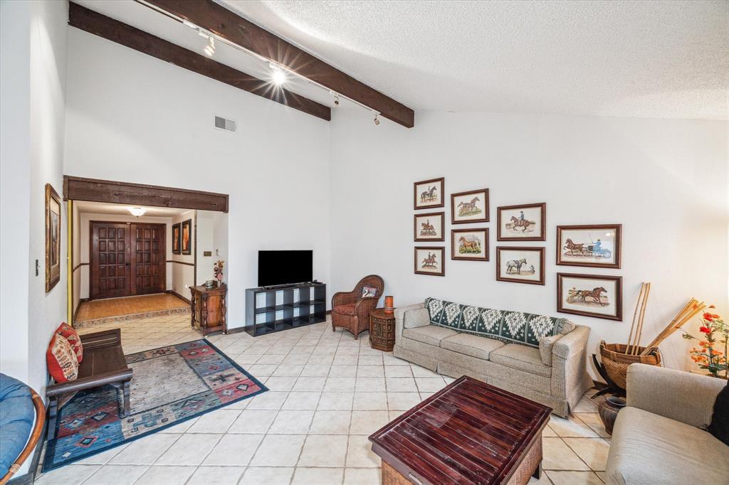 834 Ramada Drive, Houston, Texas image 3