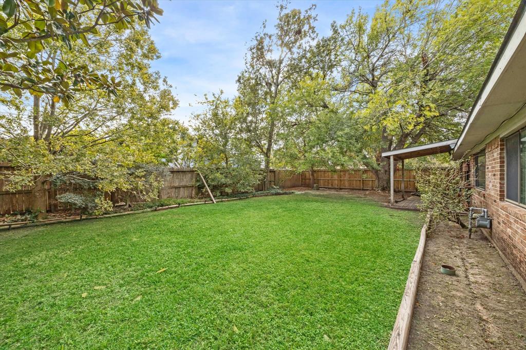 834 Ramada Drive, Houston, Texas image 17