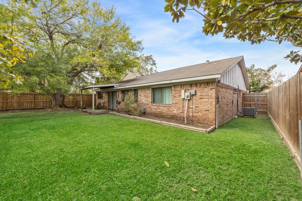 834 Ramada Drive, Houston, Texas image 16