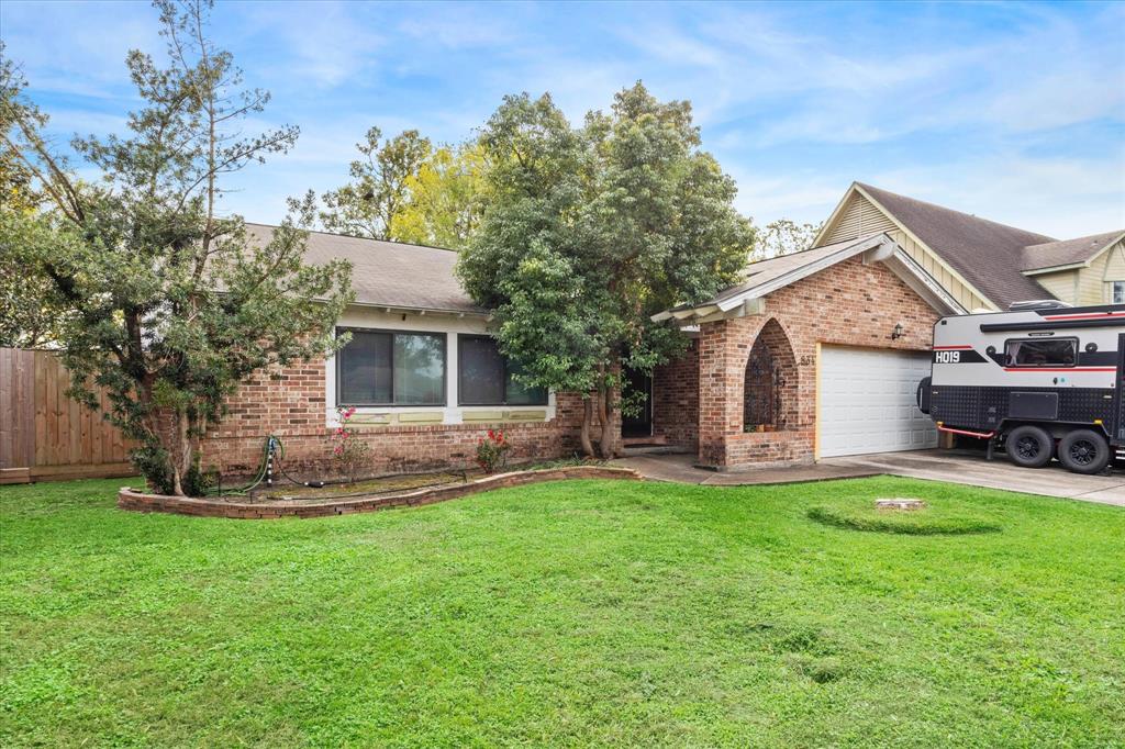 834 Ramada Drive, Houston, Texas image 18