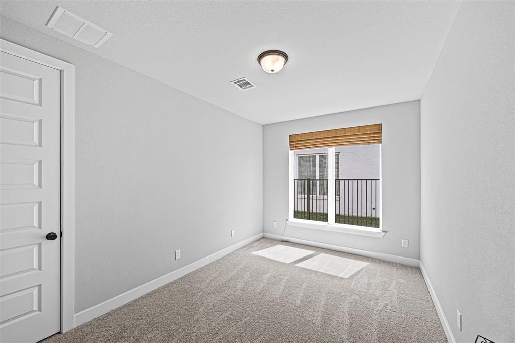3002 Secret Lagoon Lane, Texas City, Texas image 32