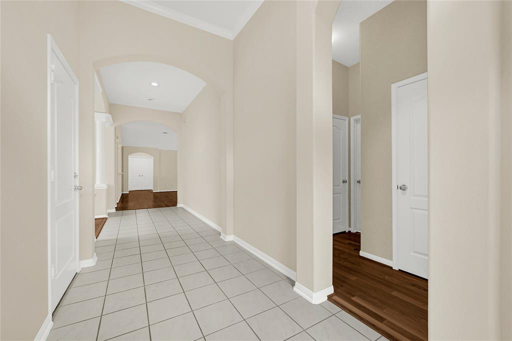 2723 Kimbleton Court, Houston, Texas image 4