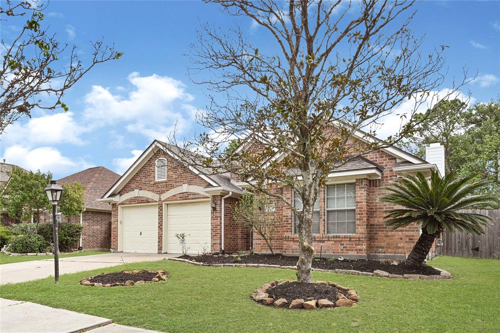 2723 Kimbleton Court, Houston, Texas image 2
