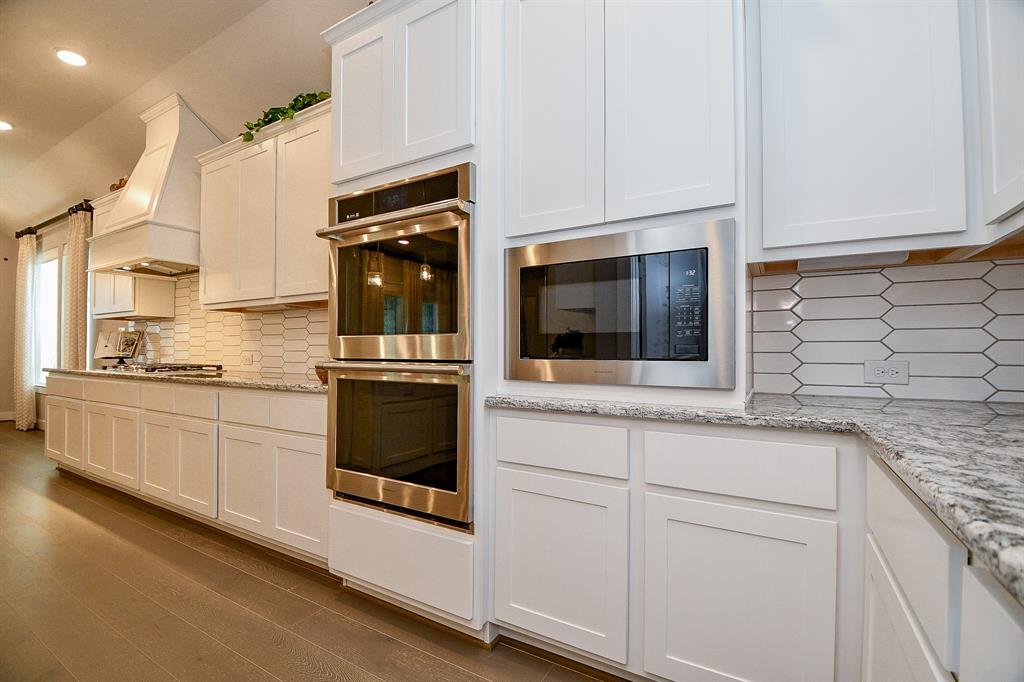 9402 Cherry Pine Court, Cypress, Texas image 19