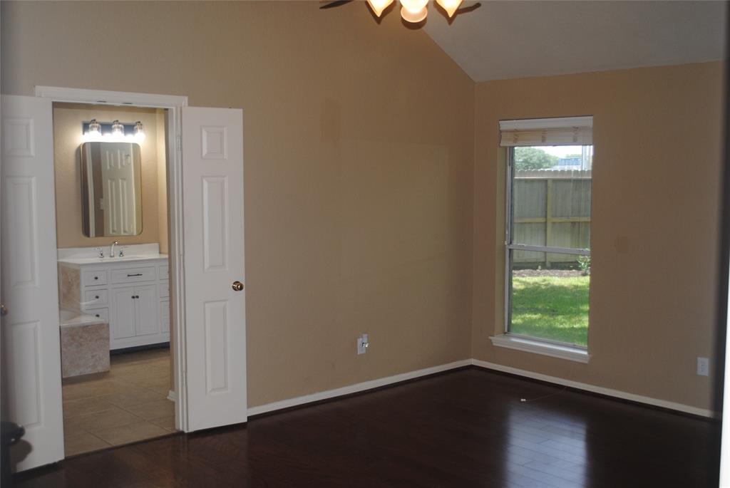 4606 Russett Lane Lane, Sugar Land, Texas image 4