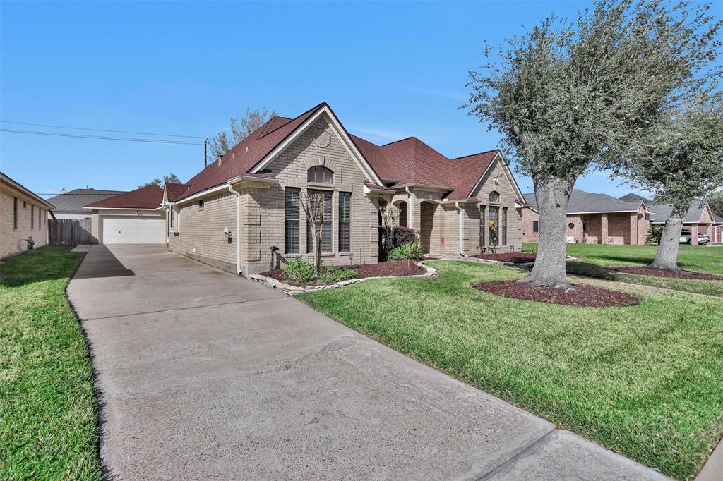 1513 Ed Watson Drive, Deer Park, Texas image 3