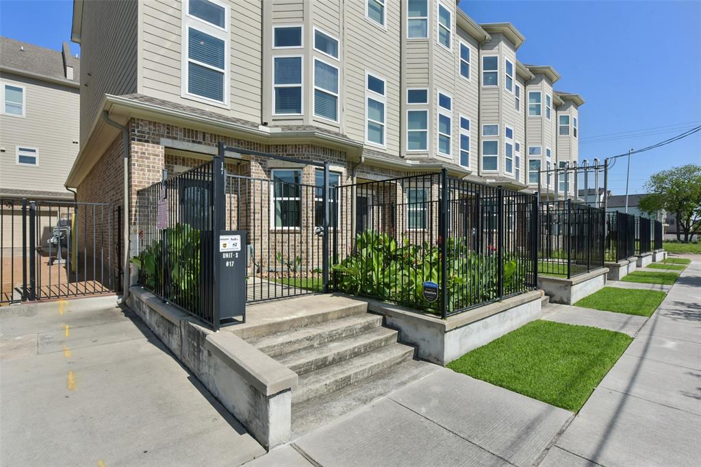 2020 Mcgowen Street #S, Houston, Texas image 3