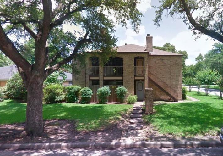 602 W James Street