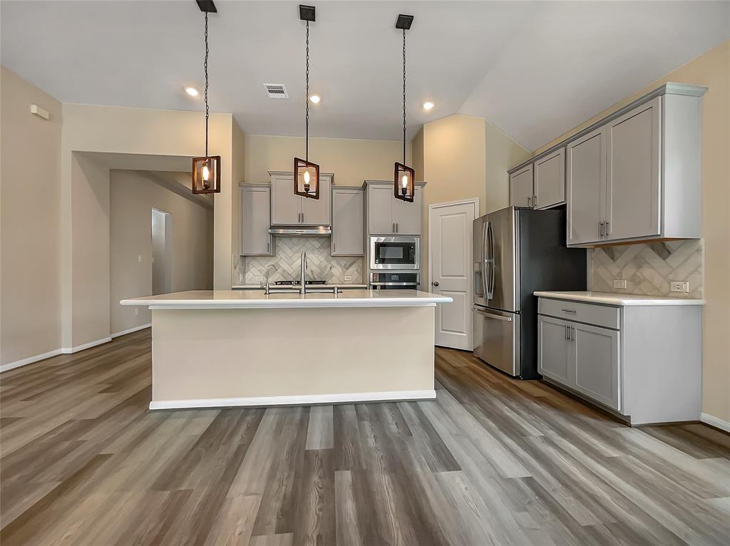 12010 Sumitomo Court, Cypress, Texas image 12
