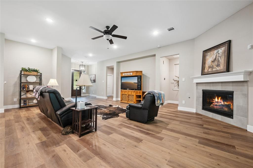 1574 Silver Creek Lane, Montgomery, Texas image 6