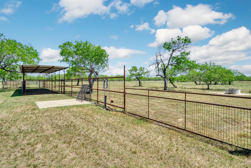 1035 County Road 112, Cost, Texas image 37