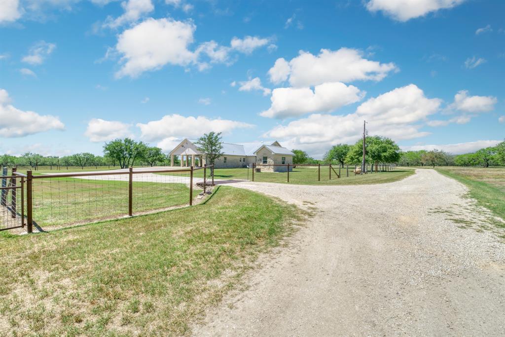 1035 County Road 112, Cost, Texas image 31