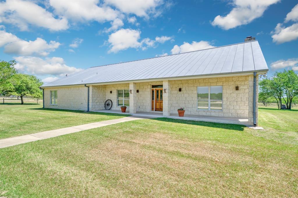 1035 County Road 112, Cost, Texas image 5
