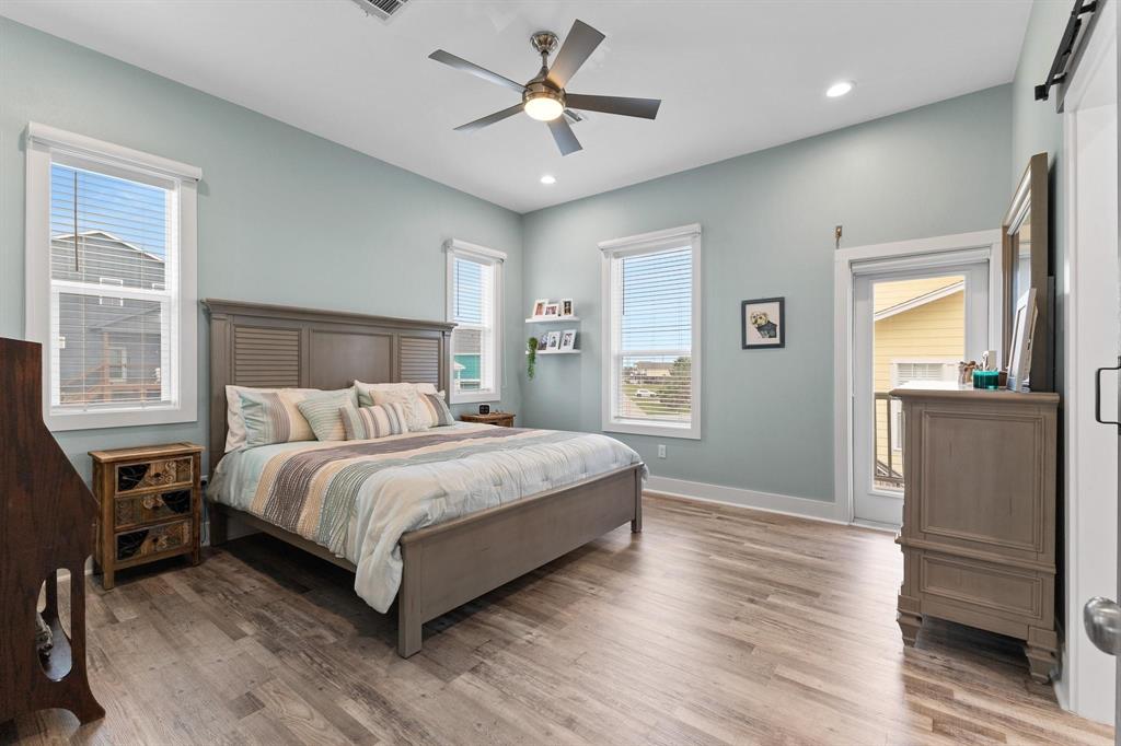 4111 Isla Del Sol, Galveston, Texas image 12