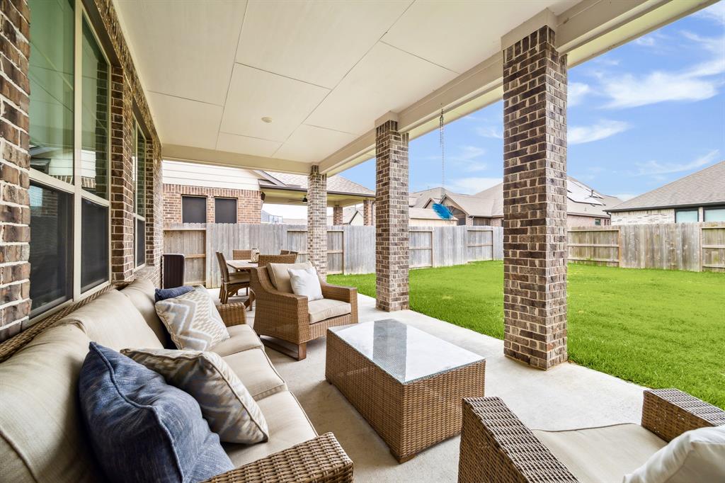 12434 Tullich Run Drive, Humble, Texas image 32
