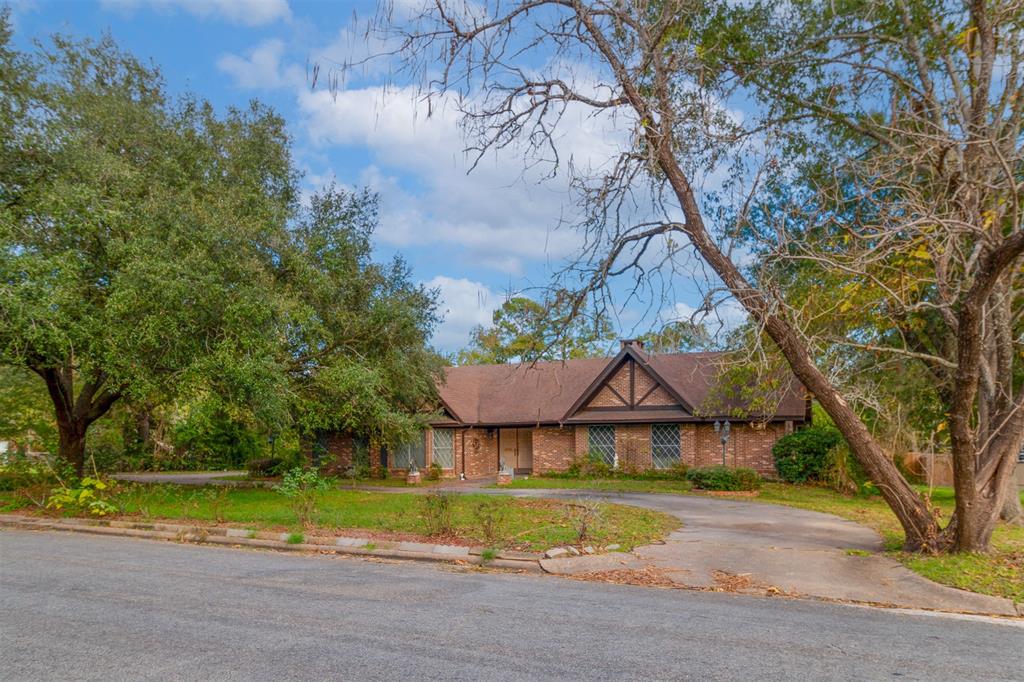 522 N Drew Avenue, Livingston, Texas image 31