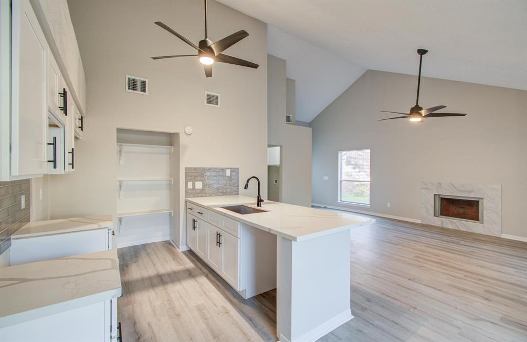 5522 Santrey Drive, Houston, Texas image 10