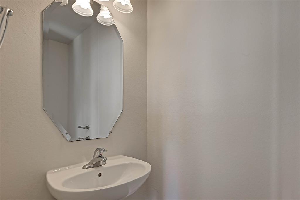 6438 Burgess Heights Lane, Katy, Texas image 22