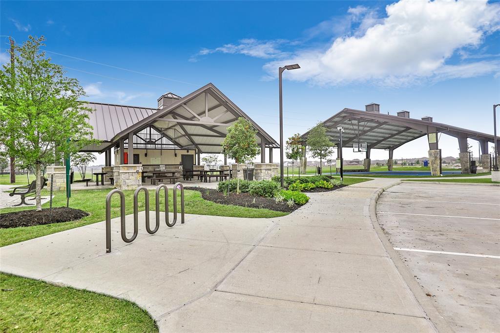 12323 Sabine Point Drive, Humble, Texas image 46