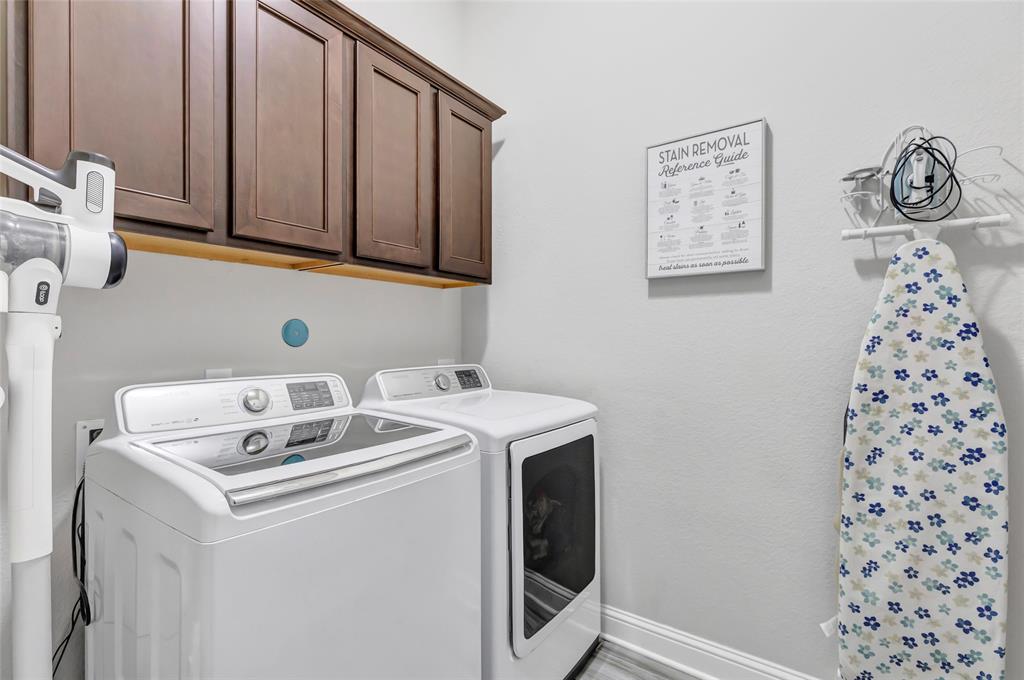 12323 Sabine Point Drive, Humble, Texas image 28