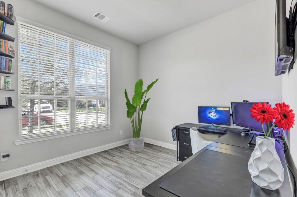 12323 Sabine Point Drive, Humble, Texas image 20