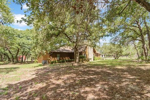 A home in Floresville