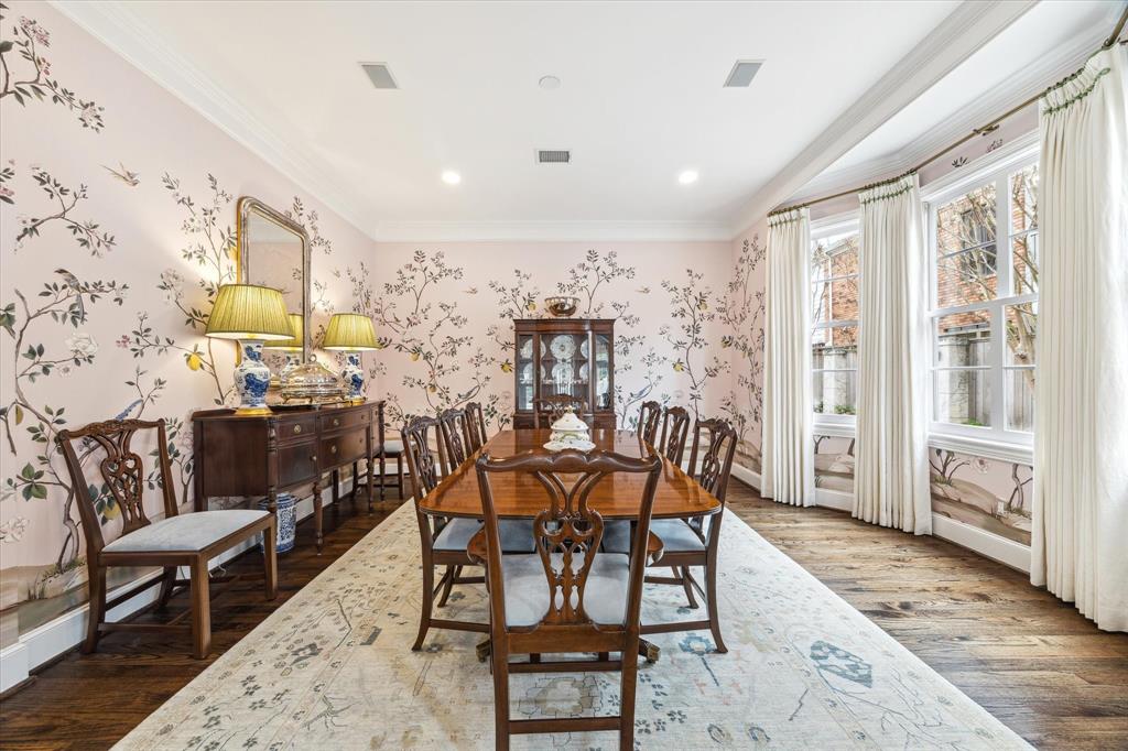 1230 Potomac Drive, Houston, Texas image 4