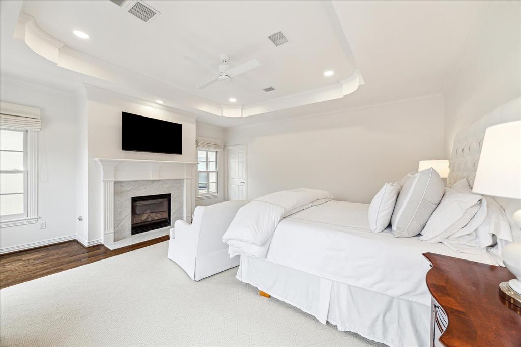 1230 Potomac Drive, Houston, Texas image 17