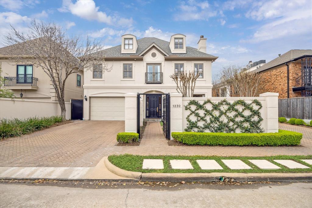 1230 Potomac Drive, Houston, Texas image 1