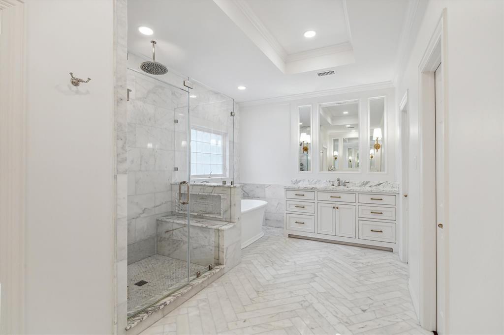 1230 Potomac Drive, Houston, Texas image 20
