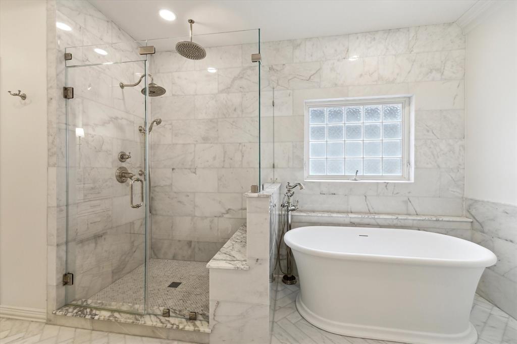 1230 Potomac Drive, Houston, Texas image 21