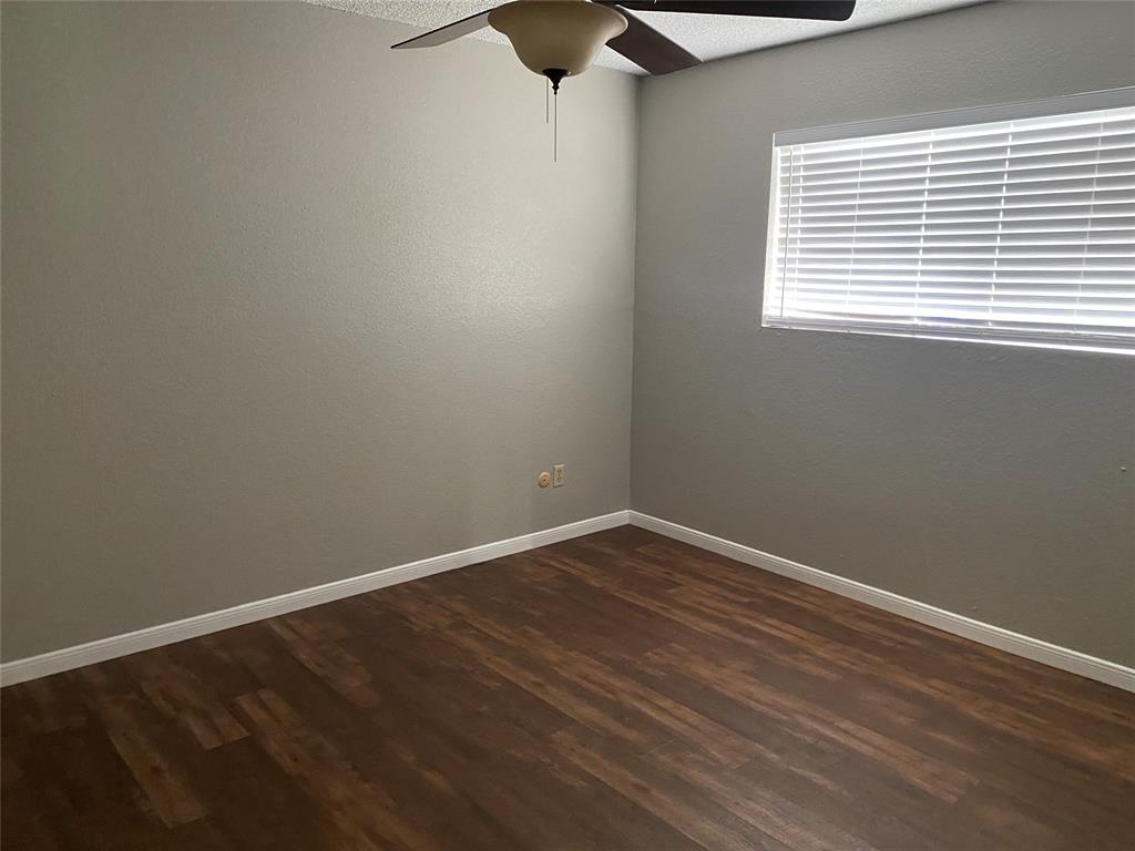 Photo 11 of 18 of 1516 Bay Area Boulevard J9 condo