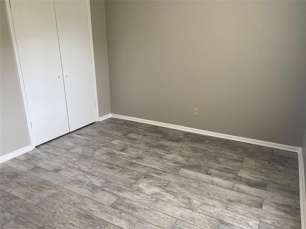 Photo 9 of 18 of 1516 Bay Area Boulevard J9 condo