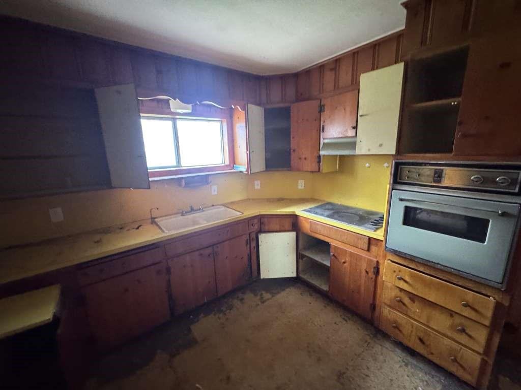 305 W Harrison Avenue, Electra, Texas image 8
