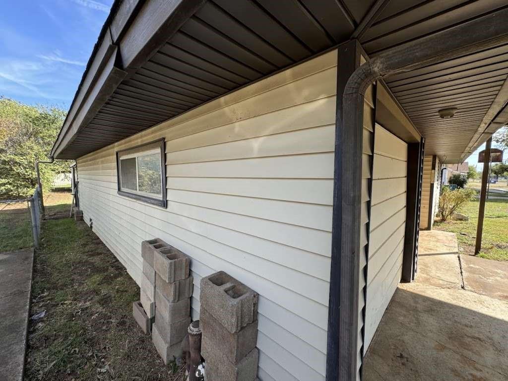 305 W Harrison Avenue, Electra, Texas image 17