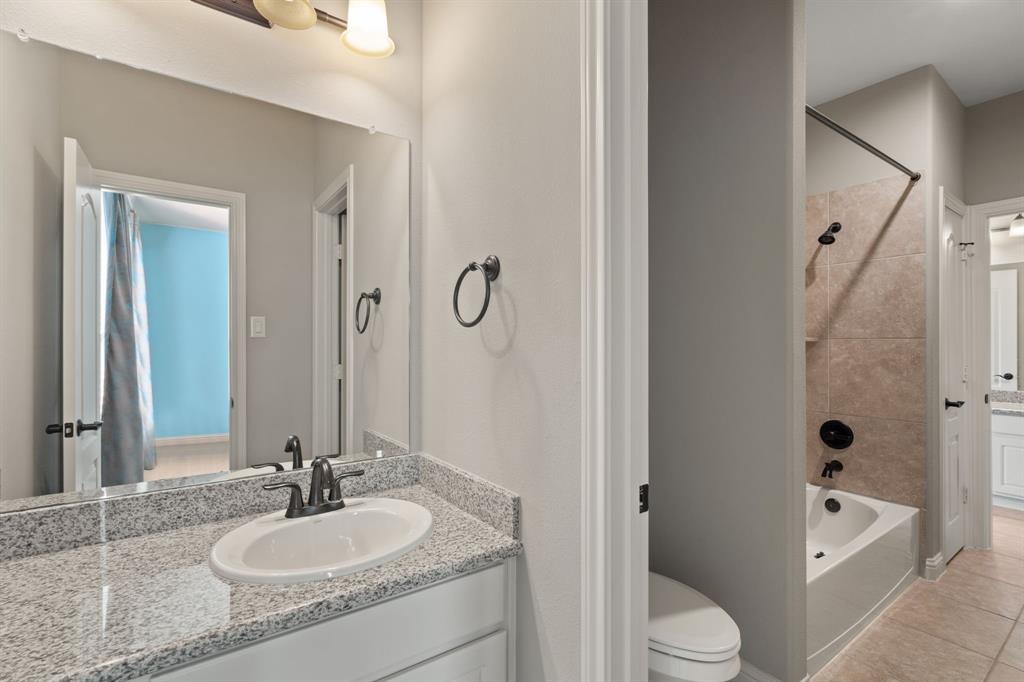 16916 W Caramel Apple Trail, Cypress, Texas image 43