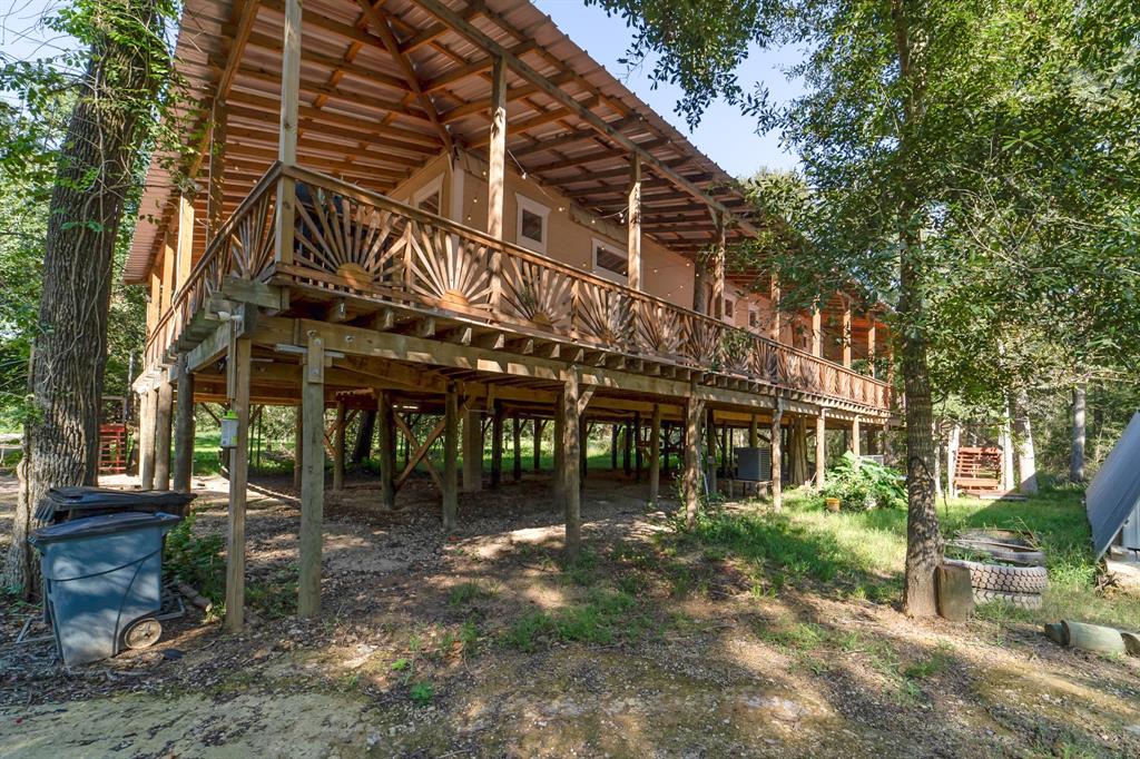 2184 Bear Bottom Drive, Wharton, Texas image 6