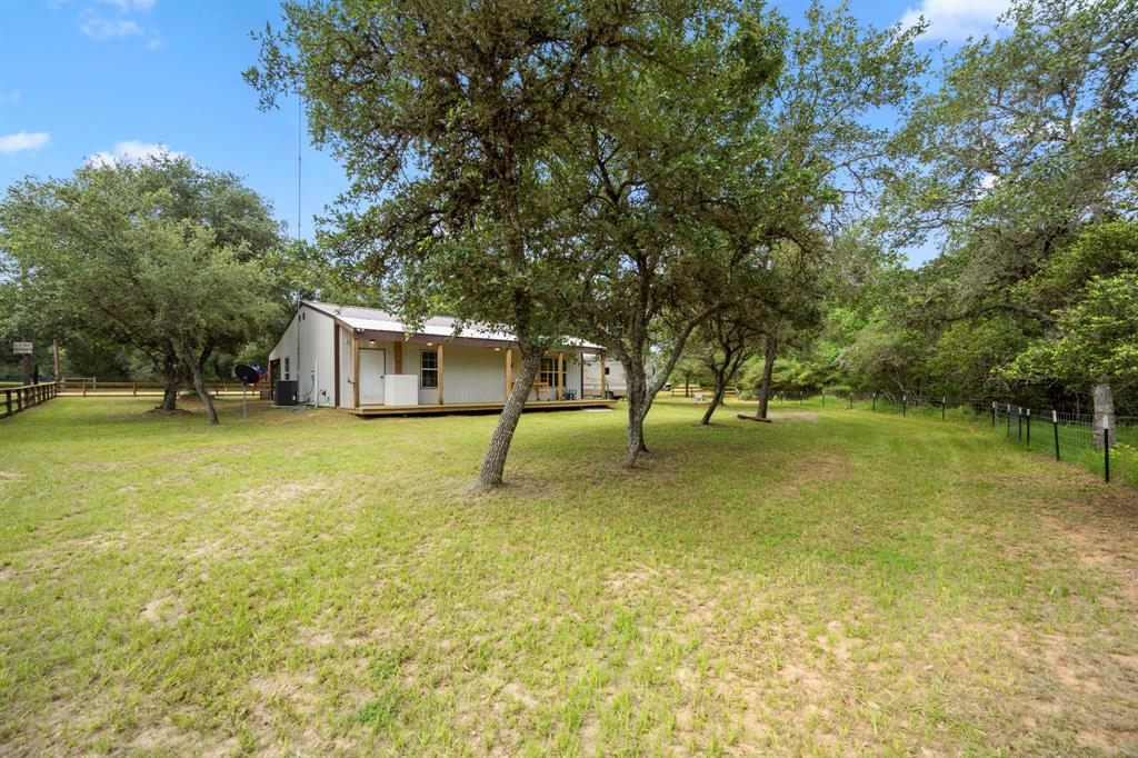 220 Crooked Creek, Sheridan, Texas image 13
