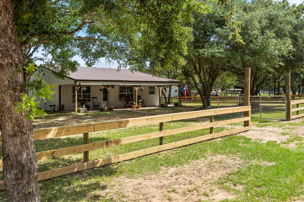 220 Crooked Creek, Sheridan, Texas image 2