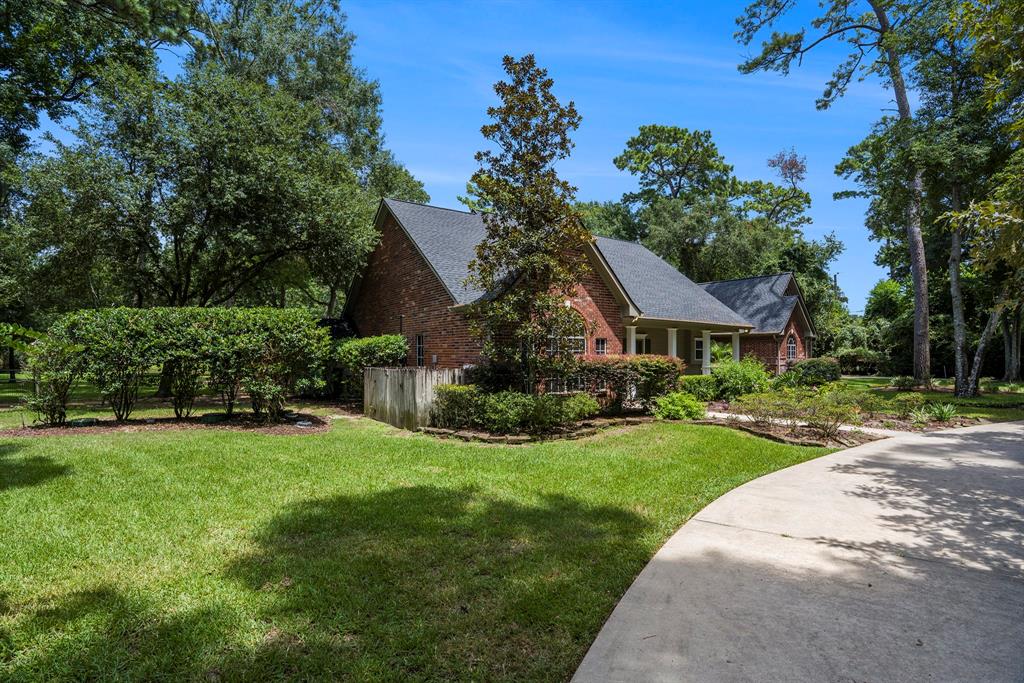 8702 Holly Hills Drive