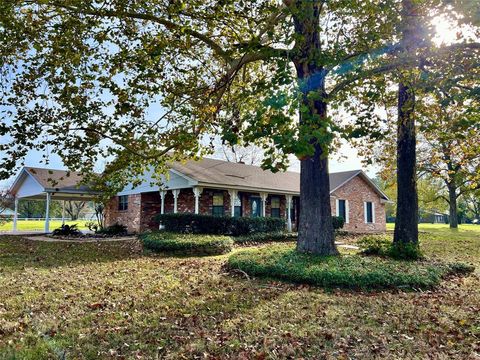 A home in Crockett