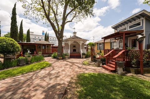 A home in Kemah