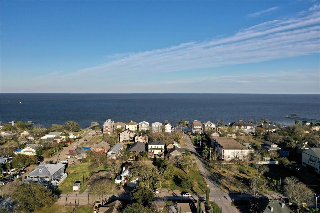 507 8th Street, Kemah, Texas image 6