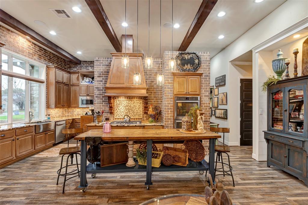 12431 Lake Vista Drive, Willis, Texas image 8