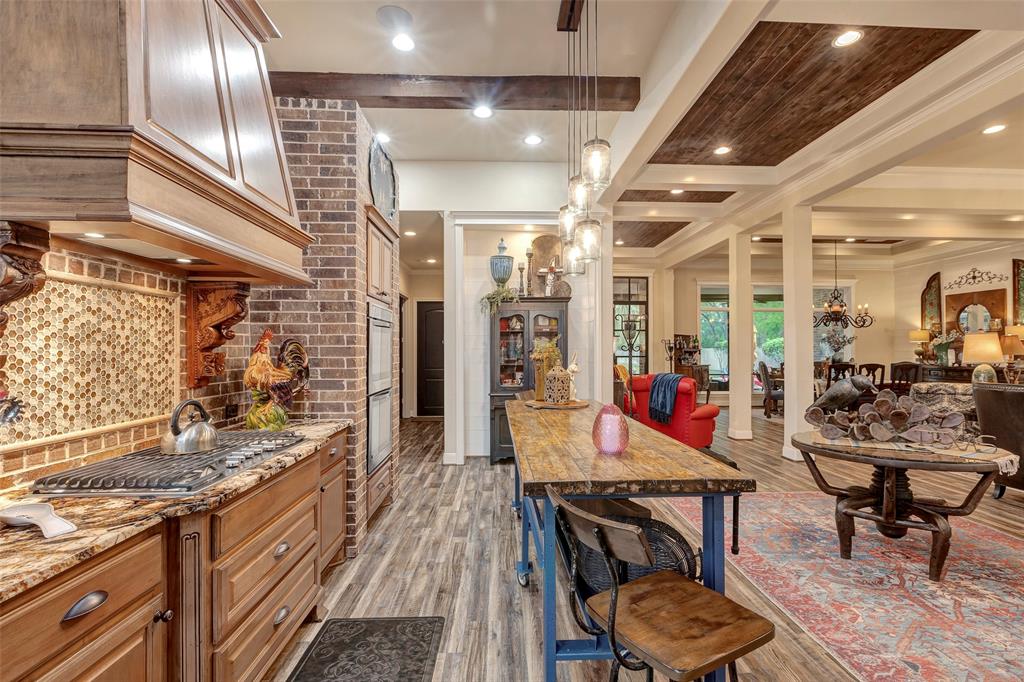 12431 Lake Vista Drive, Willis, Texas image 11
