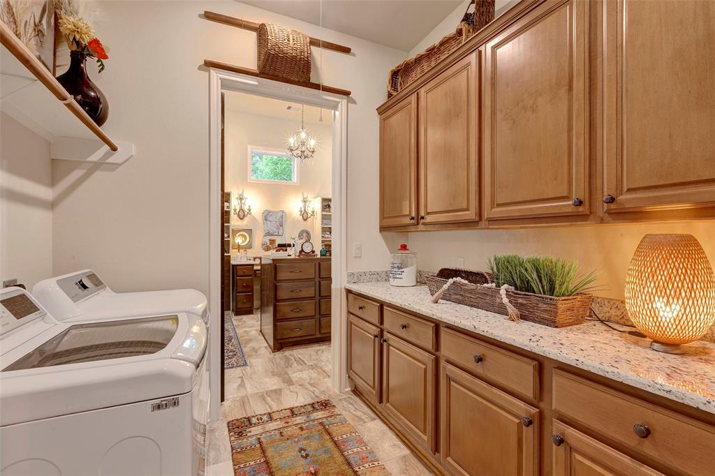 12431 Lake Vista Drive, Willis, Texas image 32